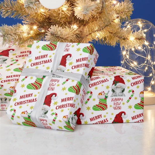 Santa Gnome en Stocking Merry Kerstmis Cadeaupapier (Feestdagen)