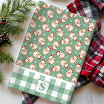 Santa Green Gingham Monogrammed Christmas Theedoek<br><div class="desc">Voeg dit vakantieseizoen een charmante, feestelijke toets toe aan uw keuken met deze kerstman en groene gingham-monogram kerstkeukenhanddoek. Met een nostalgisch Santa Claus-ontwerp in combinatie met een klassiek groen en wit ginghampatroon, kan deze handdoek worden gepersonaliseerd met uw initiaal voor een uniek en stijlvol vakantieganger. Perfect voor het toevoegen van...</div>