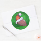 Santa Hat Football op groen Ronde Sticker (Envelop)