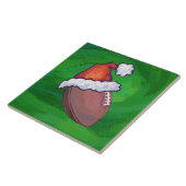 Santa Hat Football op groen Tegeltje (Zijkant)