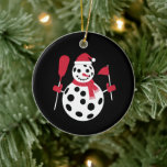 Santa Hat Snowman Familie Kerstmis Matching Pickle Keramisch Ornament<br><div class="desc">Santa Hat Snowman Familie Kerstmis Overeenkomende Pickleball Kerstmis</div>