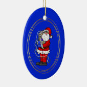 Santa Holding die een kerstversiering met radio's Keramisch Ornament (Rechts)