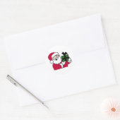 Santa Holding Gift Ronde Sticker (Envelop)