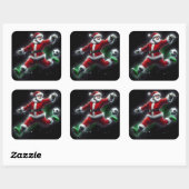 Santa in een rood pak schopt een Voetbal in stijl Vierkante Sticker (Vel)