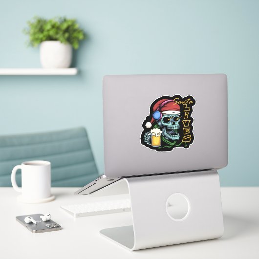 Santa Lives Skull ID857 Sticker (Laptop op bureau)