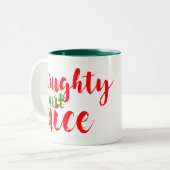 santa naughty maar nice ontwerp voor mok van kerst (Voorkant links)