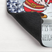 Santa on skateboard grappige rendierslee winter muismat (Hoek)
