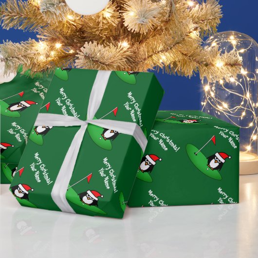 Santa penguin cartoon on golf course fun Christmas Cadeaupapier (Feestdagen)