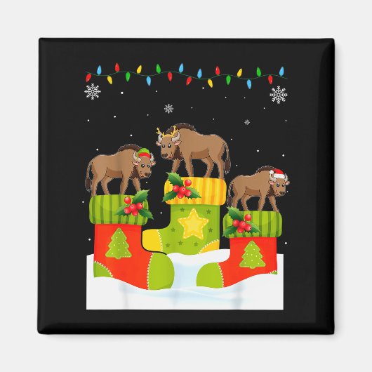 Santa Reindeer Elf Wildebeest In Christmas Socks U Magneet (Voorkant)