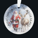 Santa Reindeer gepersonaliseerd Ornament<br><div class="desc">Dit ornament met een kerstthema heeft een  kerstman met rendieren en aanpasbare tekst is een ideaal ornament voor elke kerstboom. U kunt eenvoudig uw familienaam en het jaar wijzigen om dit ornament uniek te maken voor u.</div>