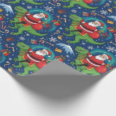 Santa Riding a Dinosaur Funny Christmas Design Cadeaupapier (Hoek)