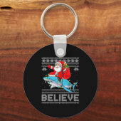 Santa Riding Shark Ugly Christmas Sweater Believe Sleutelhanger (Voorkant)