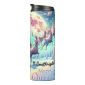 Santa’s Midnight Sleigh Quest Thermosbeker (Geroteerd rechts)