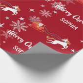 Santa Sleigh Unicorn Snowflakes Personalized Xmas Cadeaupapier (Hoek)