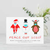 Santa Snowman Reindeer Mask Peace Out 2020 Funny Feestdagenkaart (Staand voorkant)