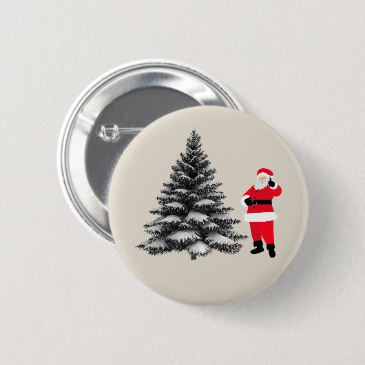 Santa standing near pine tree ronde button 5,7 cm (Voorkant /achterkant)