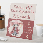 Santa stop hier voeg naam schattige muis roze reclamebord met voetstuk (Insitu)