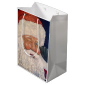 Santa Winking Medium Cadeauzakje (Achterkant Gekanteld)
