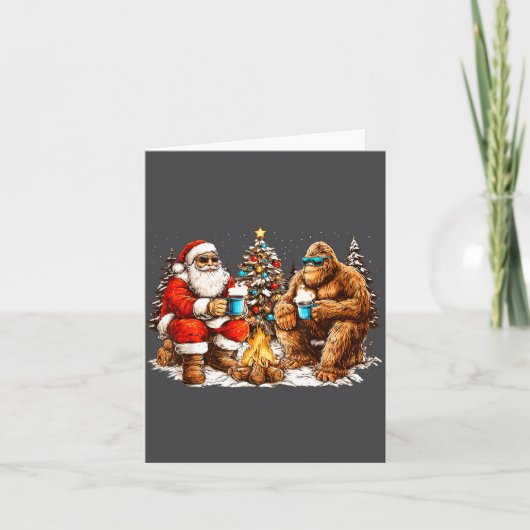 Santa With Bigfoot Christmas Campfire Funny Sasqua Kaart (Voorkant)