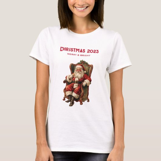 Santa Zittend in een Comfortabele Stoel Kerstmis T-shirt (Voorkant)