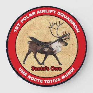 Santa's Ewn - 1e Polar Airlift Squadron Grote Klok