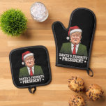 Santa's favoriete President Funny Trump Christmas Ovenwant & Pannenlap Set<br><div class="desc">Santa's favoriete President Funny Trump Christmas</div>