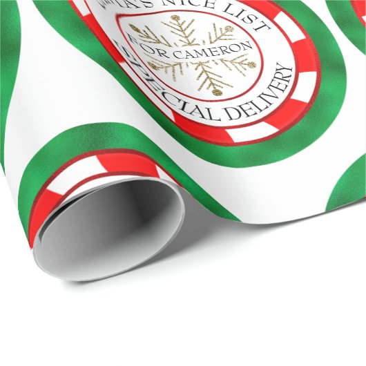 Santa's Nice List Groene Seal Custom Naam Kerstmis Cadeaupapier (Rol Hoek)