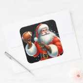 Santa's Winter Football Fun Vierkante Sticker (Envelop)