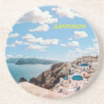 Santorini, Griekenland Beach House Zandsteen Onderzetter<br><div class="desc">Santorini,  Griekenland Beach House,  Wit betonnen huis in de buurt van het waterlichaam onder witte en blauwe bewolkte lucht</div>