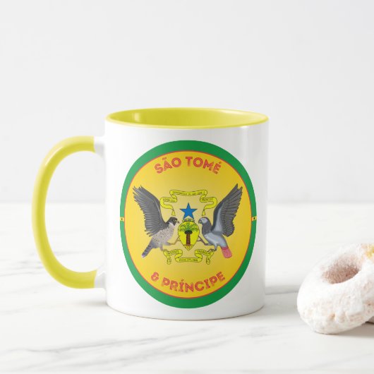Sao Tome en Principe Erfgoed Embleem Mok (Met donut)