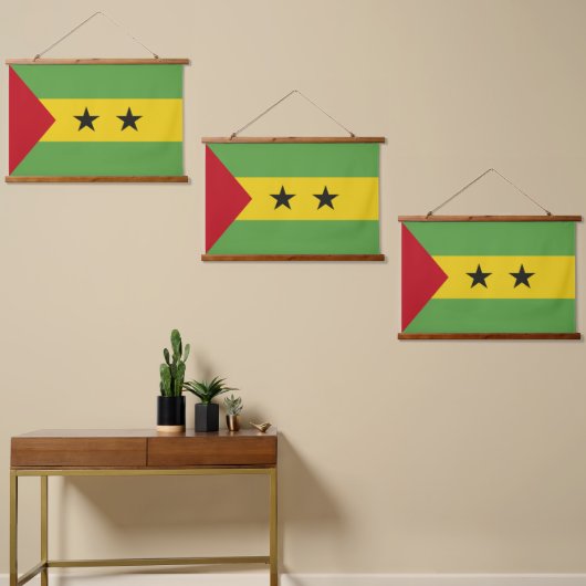 Sao Tomé en Principe vlag Hangend Wandkleed (Asymmetrisch)