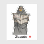 Saoedische vrouw die de sticker leest (Vel)