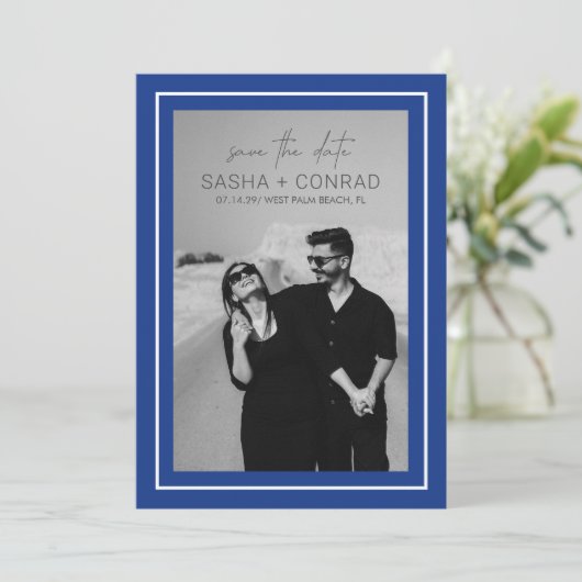 Sapphire Blue Bold Border Foto Modern Wedding Save The Date (Staand voorkant)