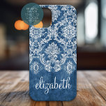 Sapphire Blue  Damask Pattern en Name iPhone 16 Hoesje<br><div class="desc">Een motief met een trendy design met juweeltinten en elegantie. Items zijn gemakkelijker aan te passen wanneer u eerst alle tekst en foto's vervangt. Als uw onderdeel nog moet worden aangepast, klikt u op deze knop aanpassen. Dit brengt u naar een ontwerpgebied waar u dingen kunt verplaatsen en zelfs lettertypen...</div>