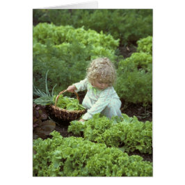 Sara in de tuin