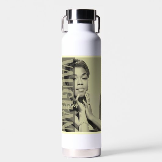 Sarah Vaughan Waterfles (Voorkant)