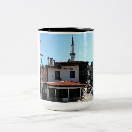 Sarajevo Mok-Geweldig speciaal cadeau idee voor ie Tweekleurige Koffiemok (Center)