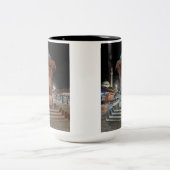 Sarajevo Mok-Geweldig speciaal cadeau idee voor ie Tweekleurige Koffiemok (Center)