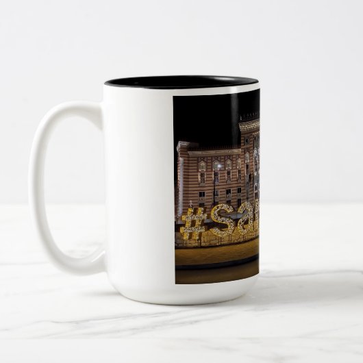 Sarajevo Mok-Geweldig speciaal cadeau idee voor ie Tweekleurige Koffiemok (Links)