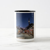 Sarajevo Mok-Geweldig speciaal cadeau idee voor ie Tweekleurige Koffiemok (Center)
