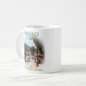 Sarajevo: Pigeon Square in the Old Bazaar Koffiemok (Voorkant links)