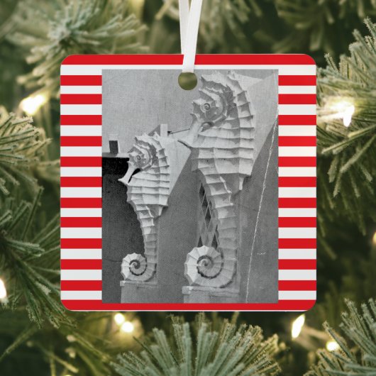 Sarasota Zee paard Ornament (Insitu)