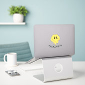 Sarcastic "totally okay" sticker with funny emoji (Laptop op bureau)