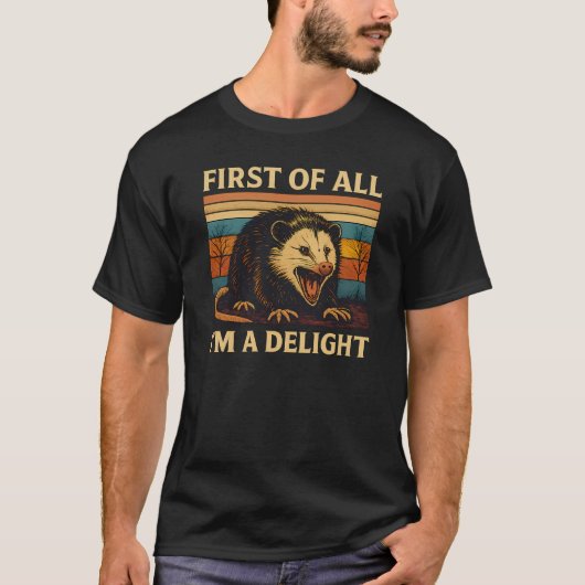Sarcastische Boze Opossum T-shirt - Eerst En Voora (Voorkant)