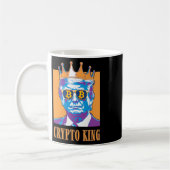 Sarcastische Crypto King Trump Bitcoin Trust in Wi Koffiemok (Links)