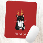 Sarcastische kerstkat-Humor Muismat<br><div class="desc">Een sarcastische,  irritante en onenthousiaste zwarte en witte tuxedo-kat met kerstgeweien. Hoi,  etc. Verander of verwijder de tekst om aan te passen.</div>