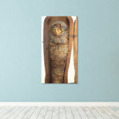 Sarcophagus en gemummificeerd lichaam van Psametik Canvas Afdruk (Insitu (Houten vloer))