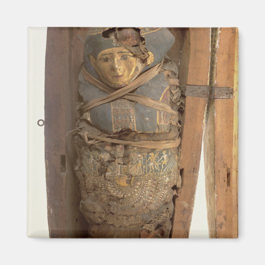 Sarcophagus en gemummificeerd lichaam van Psametik Magneet (Voorkant)