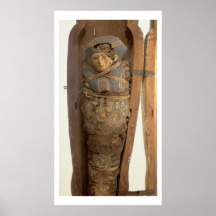 Sarcophagus en gemummificeerd lichaam van Psametik Poster