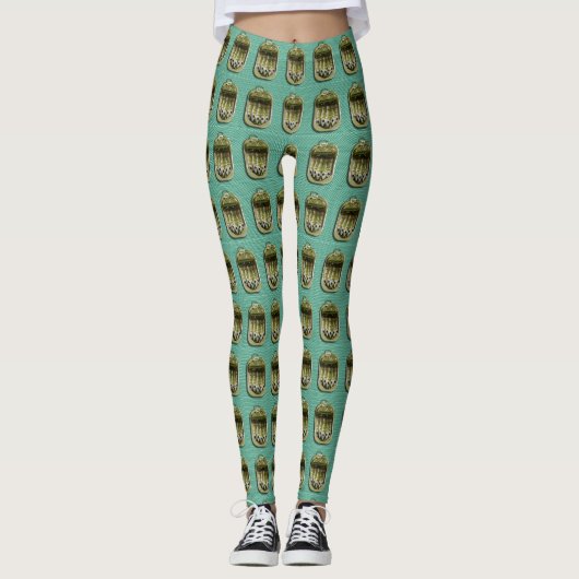 Sardines on Green Leggings (Voorkant)